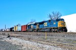 CSX 4596 on Q-409